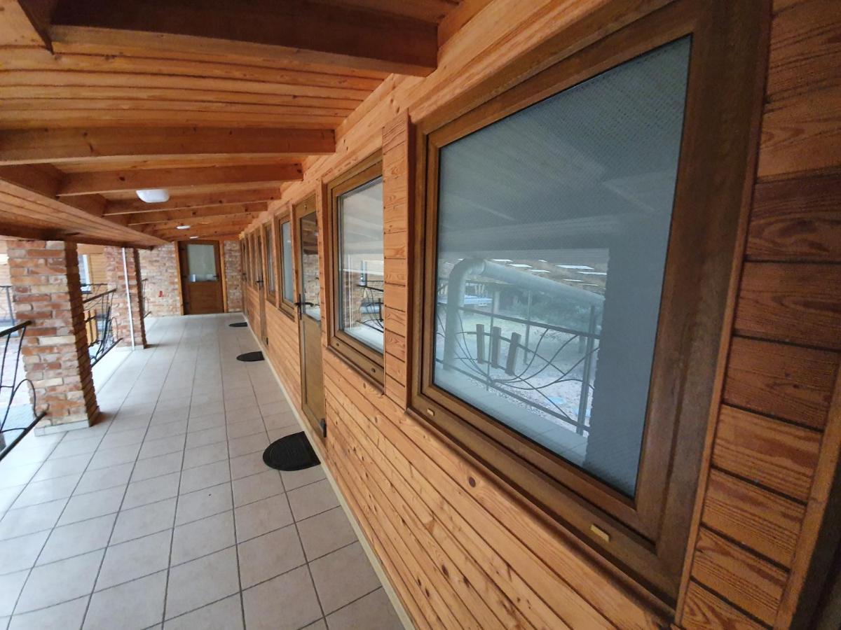 Pusele Acomodação com café da manhã Šiauliai Exterior foto